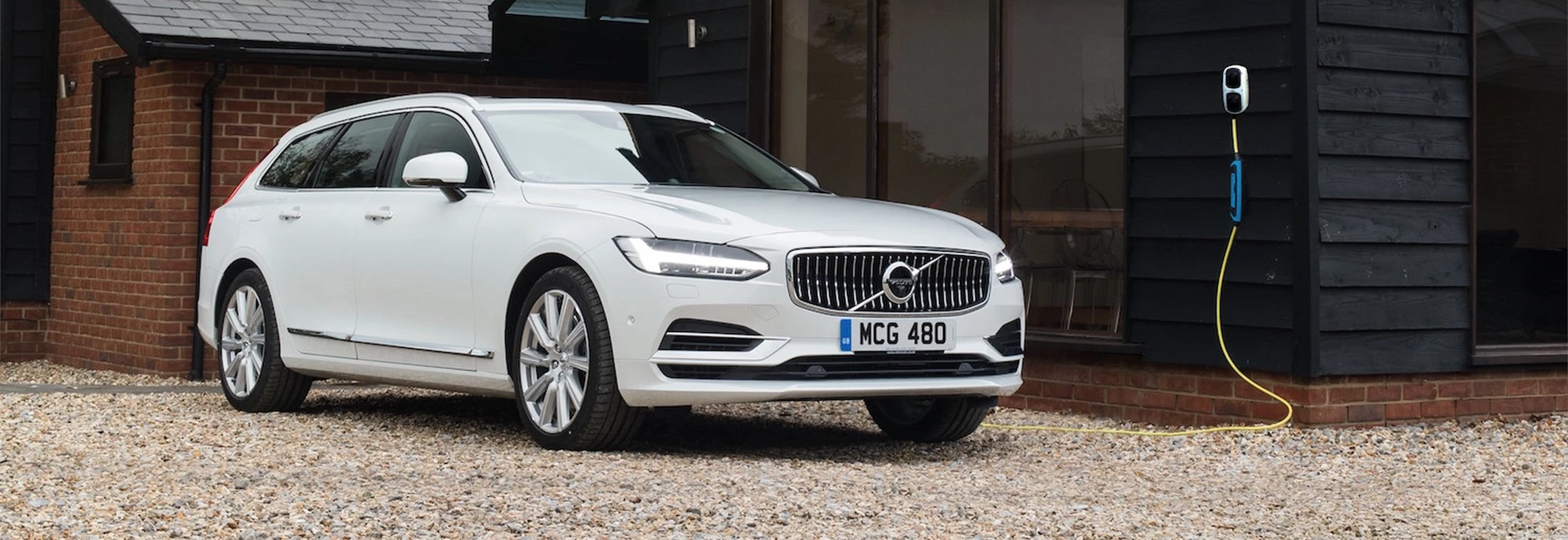 Volvo V90 T8 2019 review